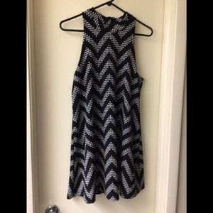 Lucy love sleeveless dress black/white geometric